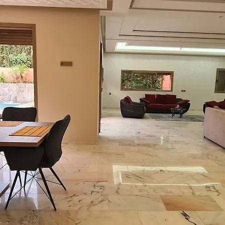 Villa De Luxe Avec Piscine Privee-3