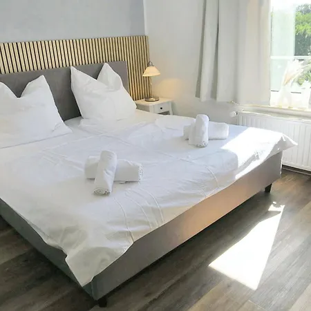 Hotel Marina-2