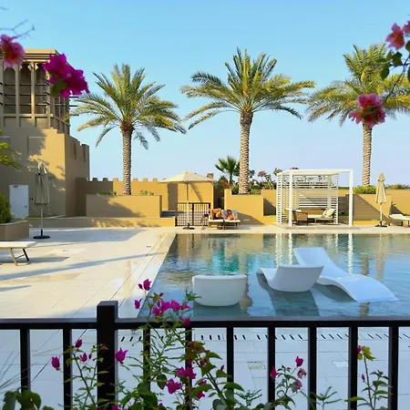 Ultra Luxury Flat With Amazing Pool Near To Burj-3