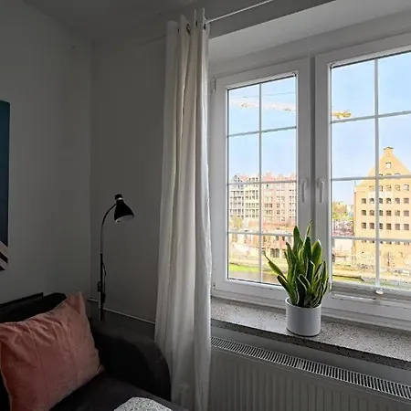Urbannest I Kotwicznikow 21-3