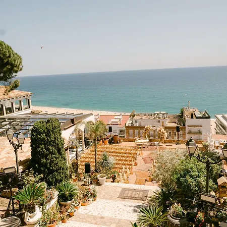 Hotel Roger De Flor By Seleqtta-2
