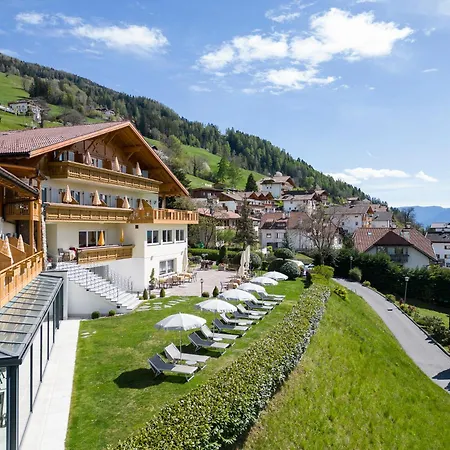 Hotel Mitlechnerhof-3