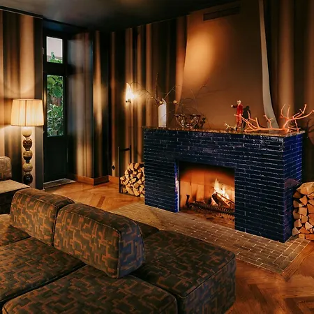 Boutique Hotel Chateau Royal-3