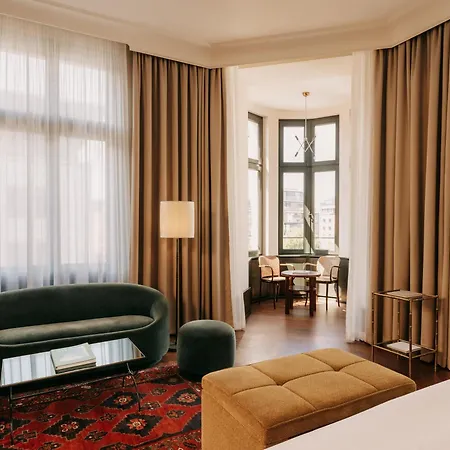 Boutique Hotel Chateau Royal-2