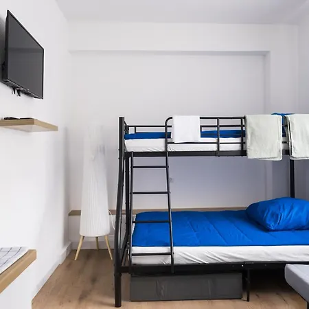 Hostel Maru Living C9-3