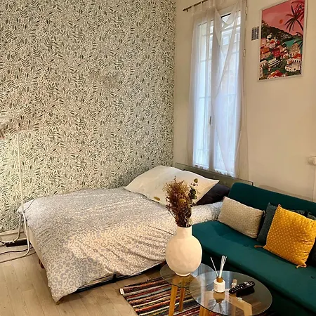 Studio Centre Paris Calme Cosy-3