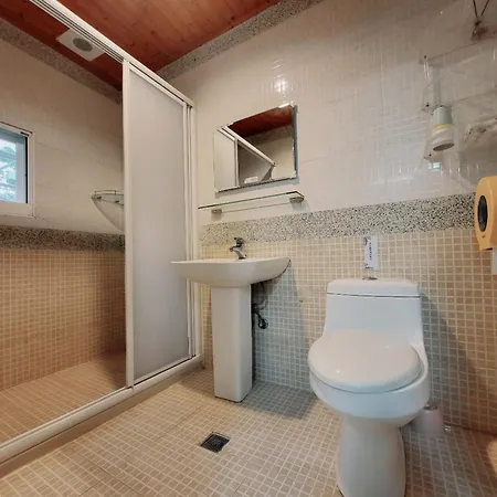 Xing Ji Bungalow-3