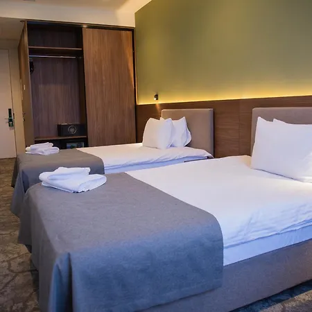 Small Hotel-3