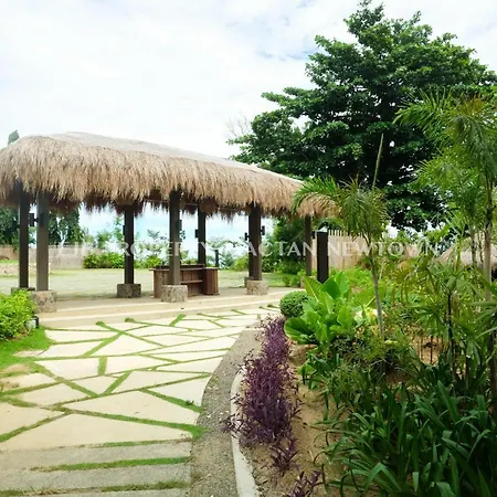 Mactan Newtown Beach Condo-3