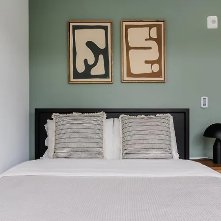 Blueground First Hill 1Bd Apartment Sea-789-3