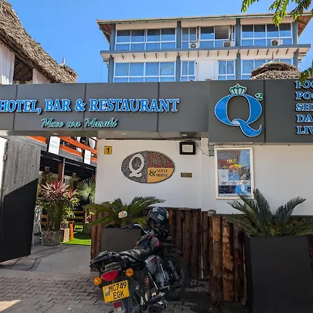 Q2 Bar & Guesthouse-2