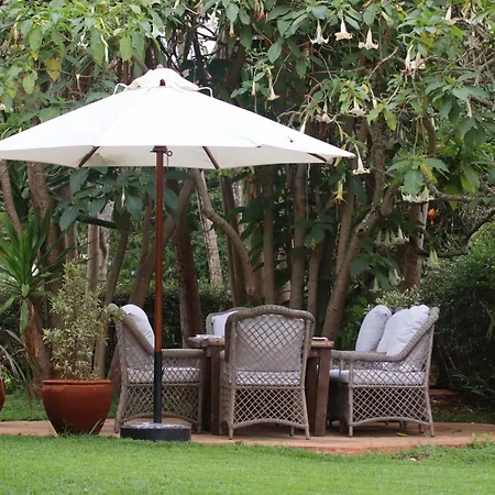 Karen Blixen Coffee Garden&Cottages-3