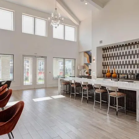 C Creek 7206 I New Construction 1Bd Apt I Gated-2