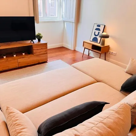 Augusta Luxury Apartment - Near Praca Do Comercio-3