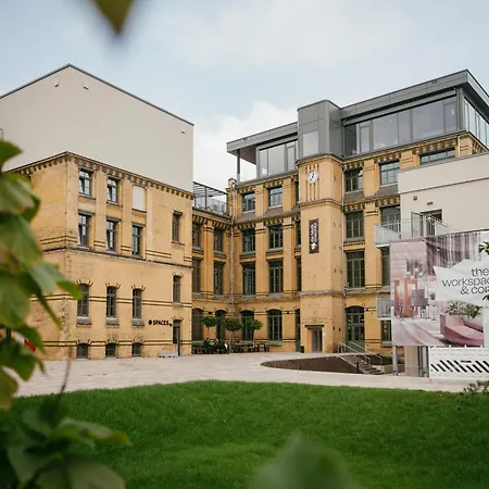 Fabrik Studio Apartments-3