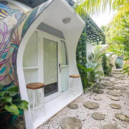 Igloo Beach Lodge-2