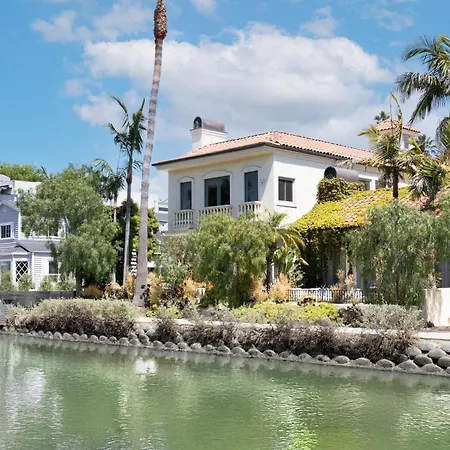 The Canal Escape - Canal-Front Italian Villa-2