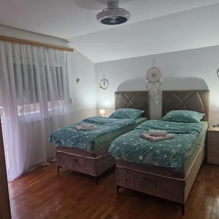 Apartman Deluxe-2