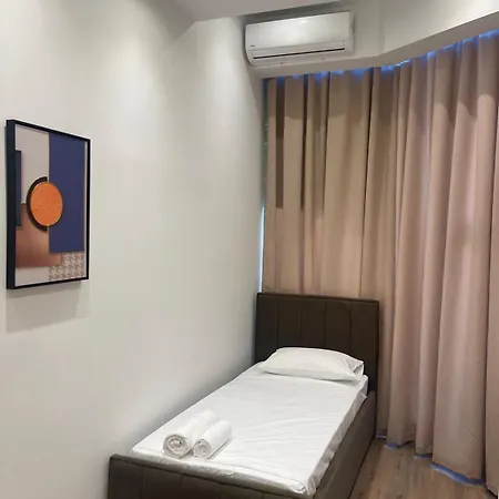Vlora City Rooms-3
