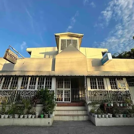 Lawton Residences Studio Room 2K - 4 Pax-3