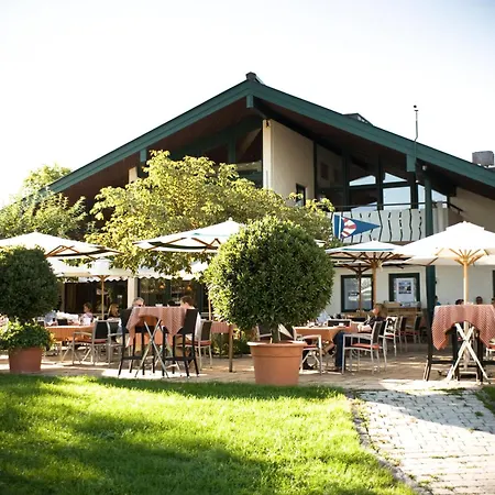 Hotel Restaurant Hafenwirt-3