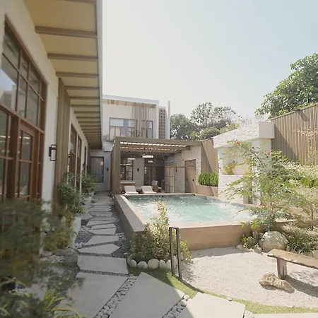 Ritz Villa-2