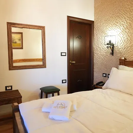 City Street Hotel-3