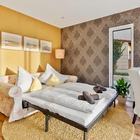 Yellow Suite - Whirlpool Garden - Free Parking - Wifi-2
