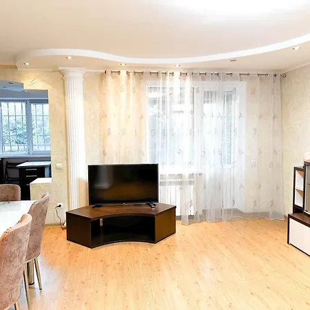 Center 2 Bedrooms Hajdeu-2