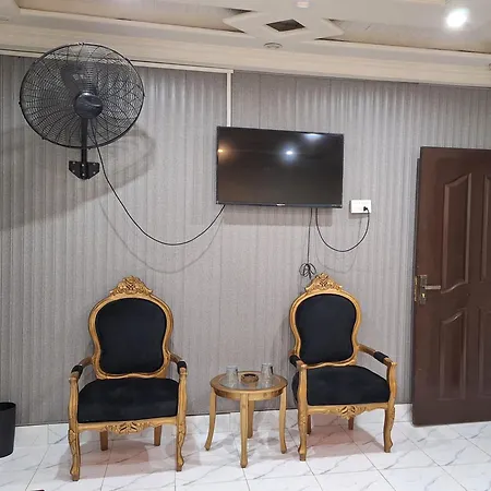 Divine Hotel Lahore-2