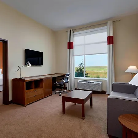 Four Points By Sheraton Grande Prairie-3