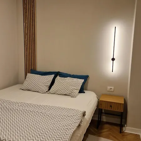 King Apartment-3