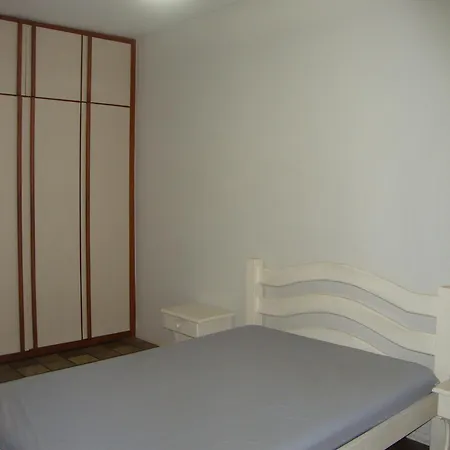 1 Quarto E Sala Na Melhor Localizacao Da Ondina!-2