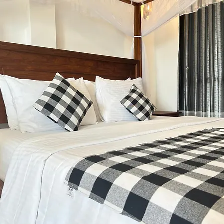 O2 Luxe Living - Private Apartments-3