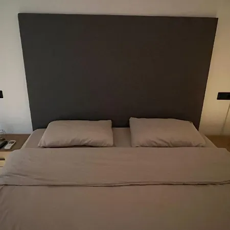 Wolf Spa Apartment-2