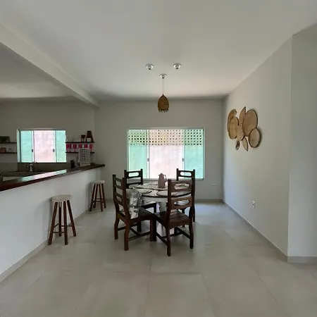 Casa Com 4 Quartos Em Cananeia-3