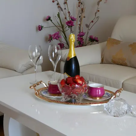 Montesan Luxury Apartments Sveti Stefan-2