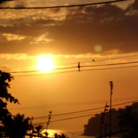 Excelente Localizacao Mar Em Frente Sem Complicar Tudo Proximo Voce Merece Esse Conforto Confira-2