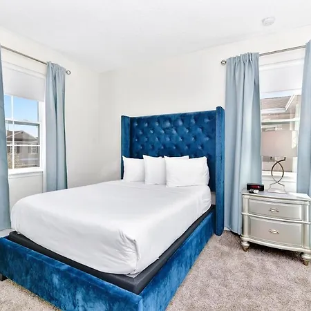 Encore Disney Villa 5 Bedroom Home & Private Pool For 12 Guests 15 Minutes Away From All Disney Parks-3