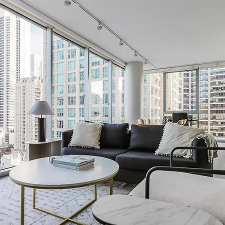 Blueground River North 2Bd Apartment Chi-1114-2
