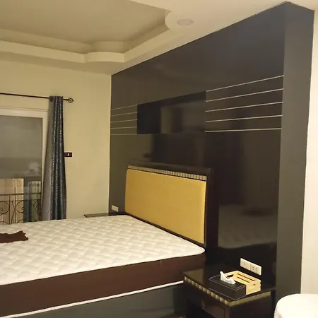 Buddy Hotel-3