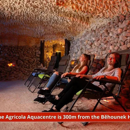 Hotel Behounek-2