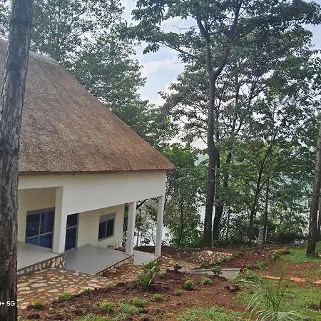 BN Private Beach&Resort - Jinja-2