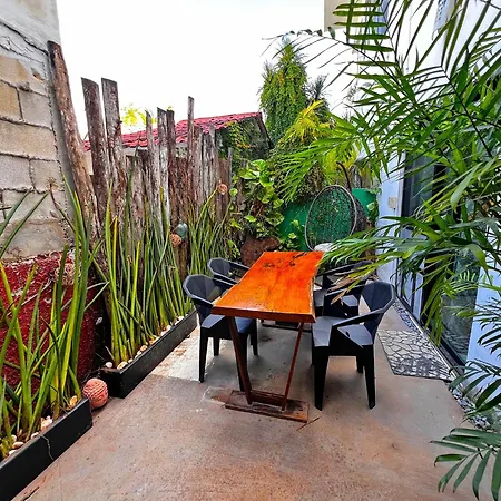 Beachside Oasis ! Spacious ½ Block From The Beach-3