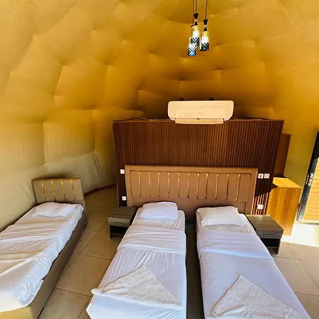 Rum Goldeneye Luxury Camp-3