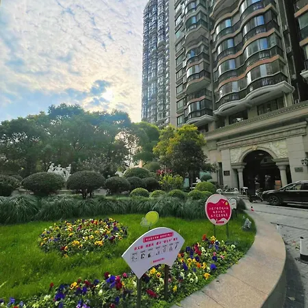 Eastern Hub - Bund Branch Yuyuan Garden Artistic 3bedroom with Bund View-3