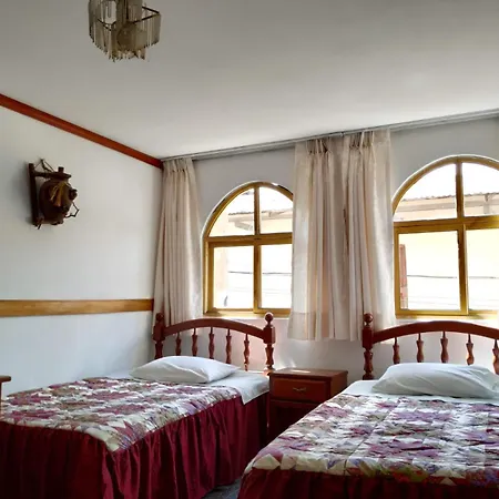 Hostal Turistico Alborada-2