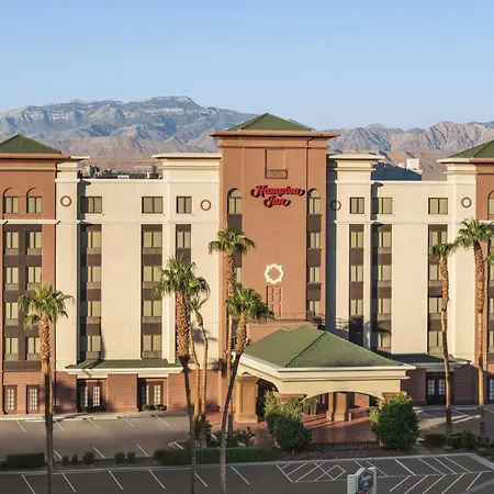 Hampton Inn Tropicana-2