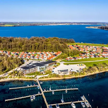 Enjoy Resorts Marina Fiskenaes - Wellness & Waterpark-3