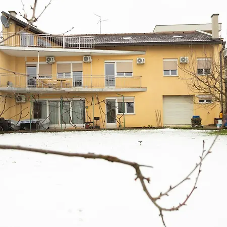 Bolek Mansion-3